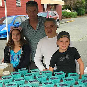Lance Smith & Brian Jones with family